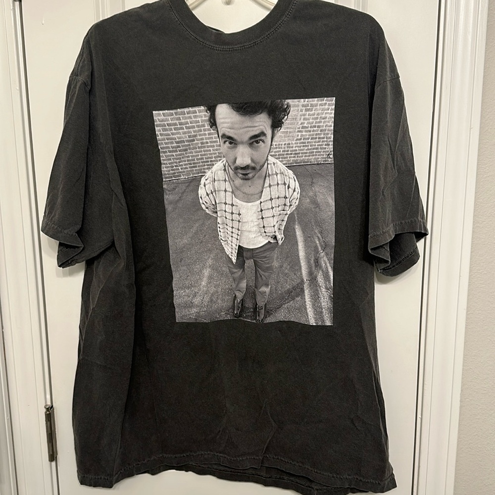 XL Kevin Jonas Photo Tee